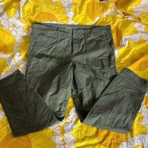 Old Navy | 12 | Pixie Olive Pants